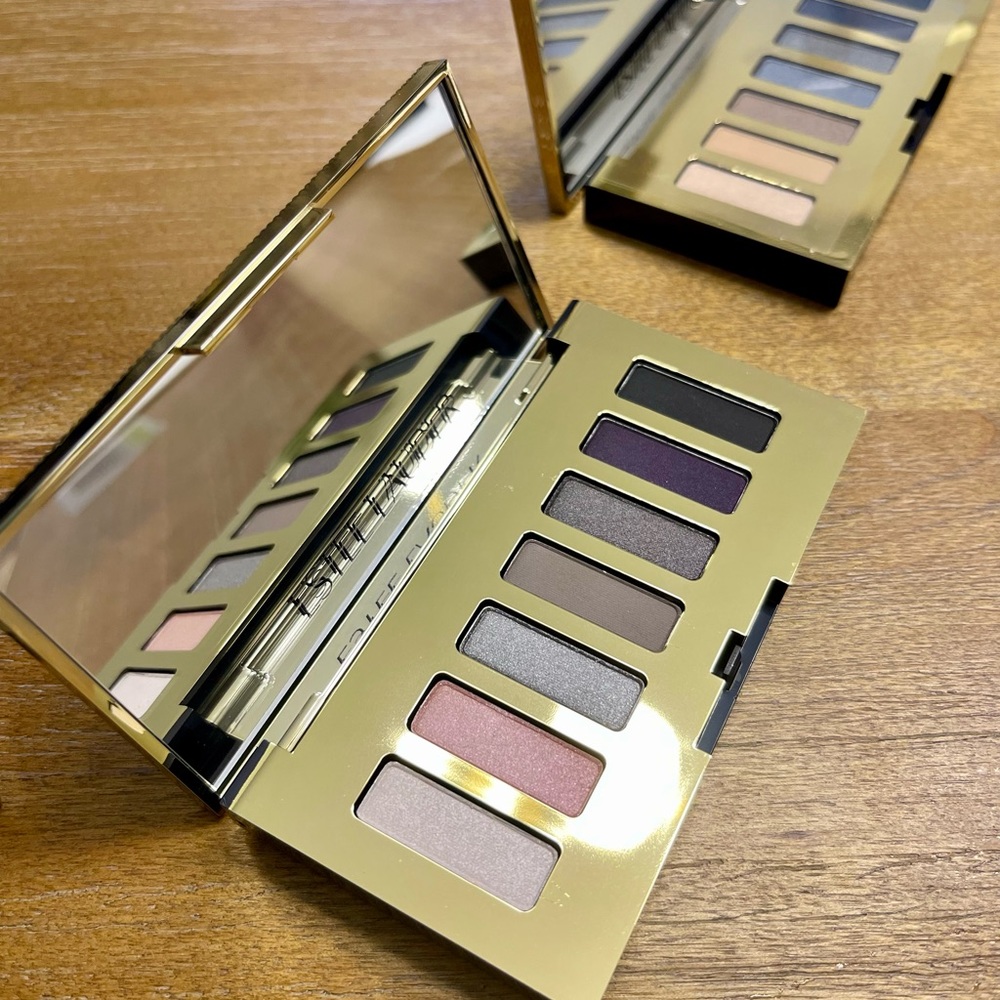 Brand new Estee lauder eyeshadow palette.